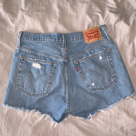 Levi’s 501 original womens denim shorts - Picture 1 of 3